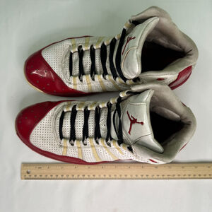 Nike Jordan Melo M8 White Red 2011 Basketball Shoes Size 12 469786-101